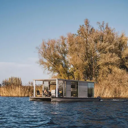 Aquahome - Np De Biesbosch - Bijzonder Overnachten Op Houseboat! * Werkendam
