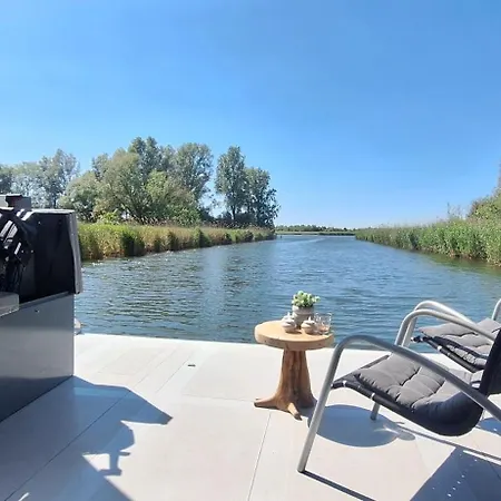 Aquahome - Np De Biesbosch - Bijzonder Overnachten Op Houseboat! *